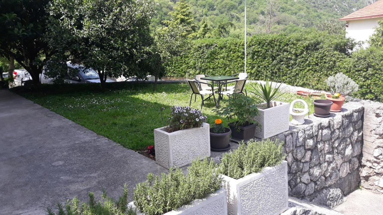 Apartments Gogo Kotor Eksteriør billede