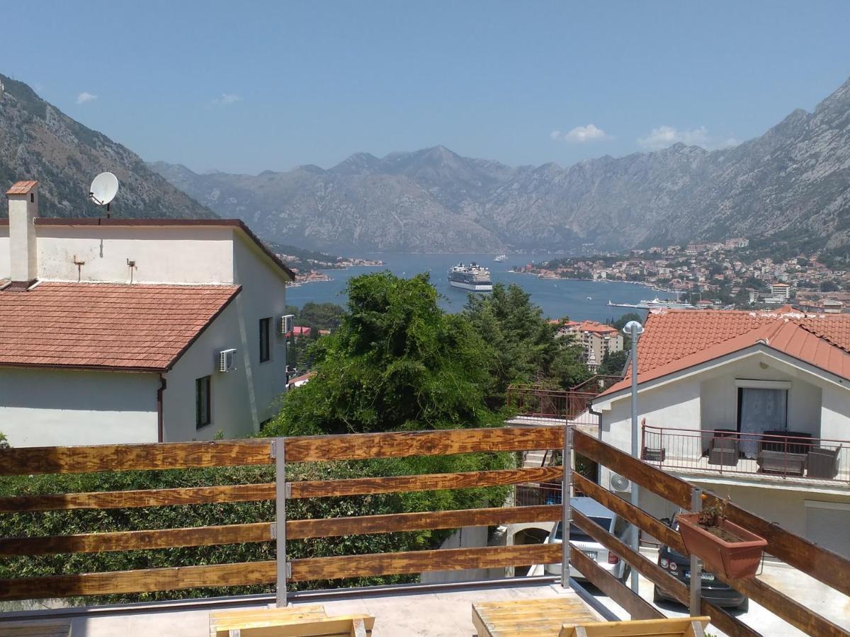 Apartments Gogo Kotor Eksteriør billede
