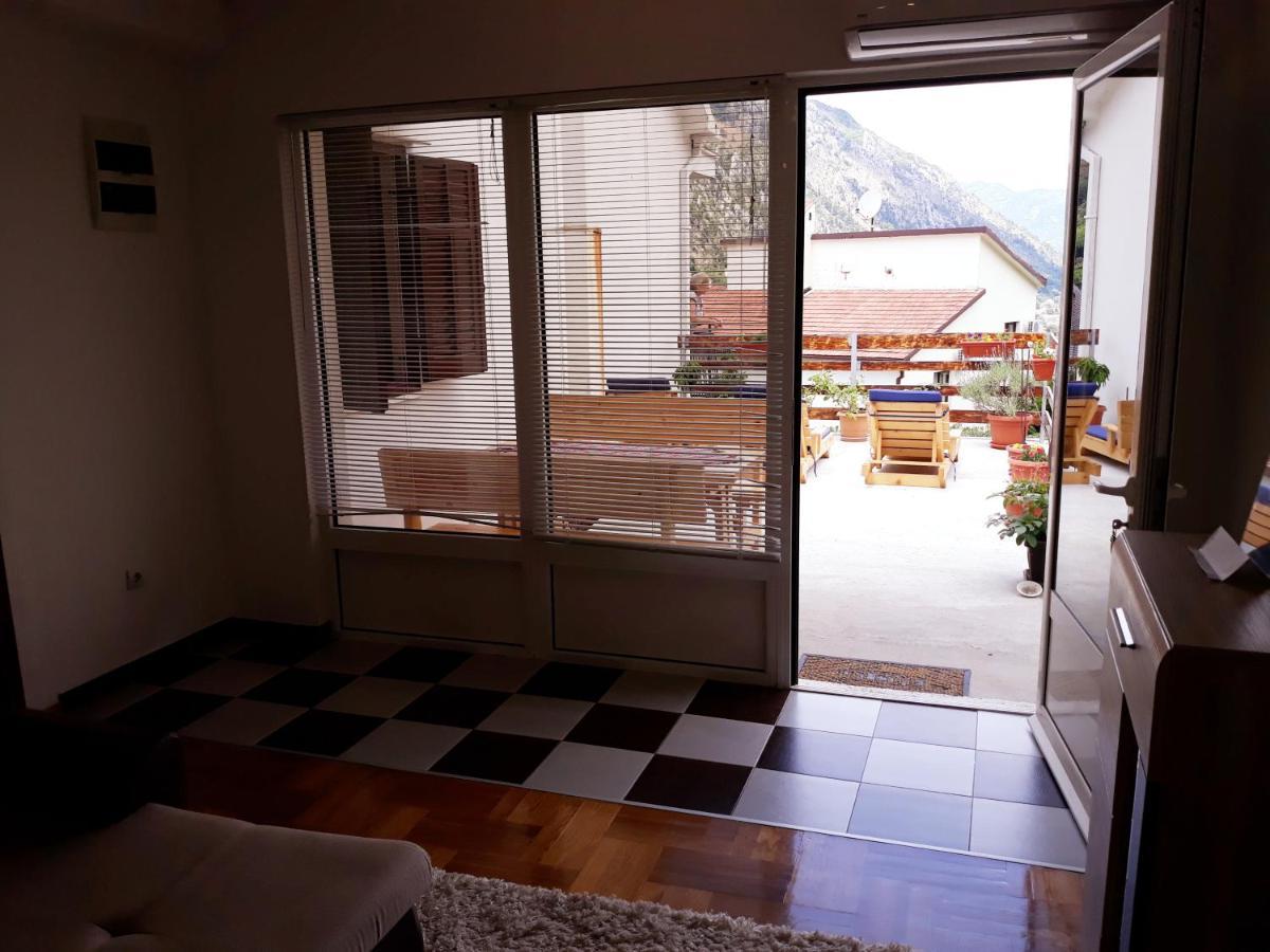 Apartments Gogo Kotor Eksteriør billede